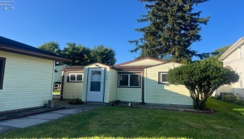 1024 Tiffin Street, Fremont, 43420, 3 Bedroom Bedrooms, ,2 BathroomBathrooms,Residential,For Sale,Tiffin,20263293