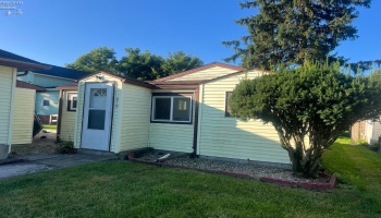 1024 Tiffin Street, Fremont, 43420, 3 Bedroom Bedrooms, ,2 BathroomBathrooms,Residential,For Sale,Tiffin,20263293