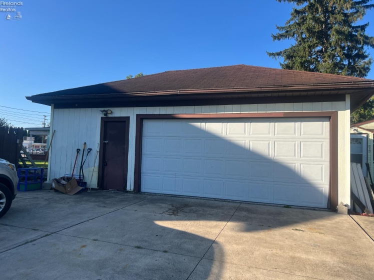 1024 Tiffin Street, Fremont, 43420, 3 Bedroom Bedrooms, ,2 BathroomBathrooms,Residential,For Sale,Tiffin,20263293