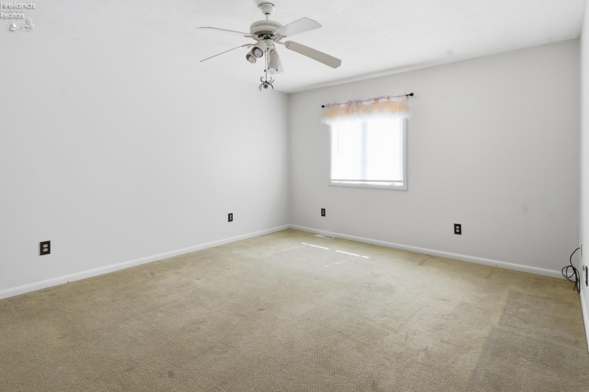 64 River Run Drive, Fremont, 43420, 2 Bedroom Bedrooms, ,3 BathroomBathrooms,Residential,For Sale,River Run,20263408