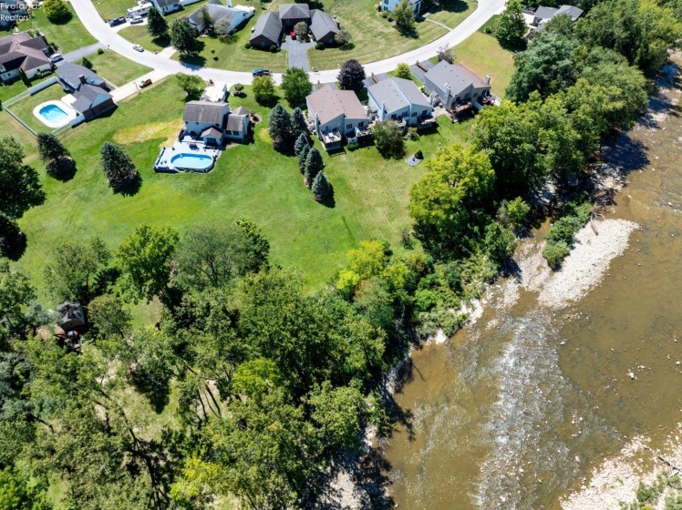 64 River Run Drive, Fremont, 43420, 2 Bedroom Bedrooms, ,3 BathroomBathrooms,Residential,For Sale,River Run,20263408