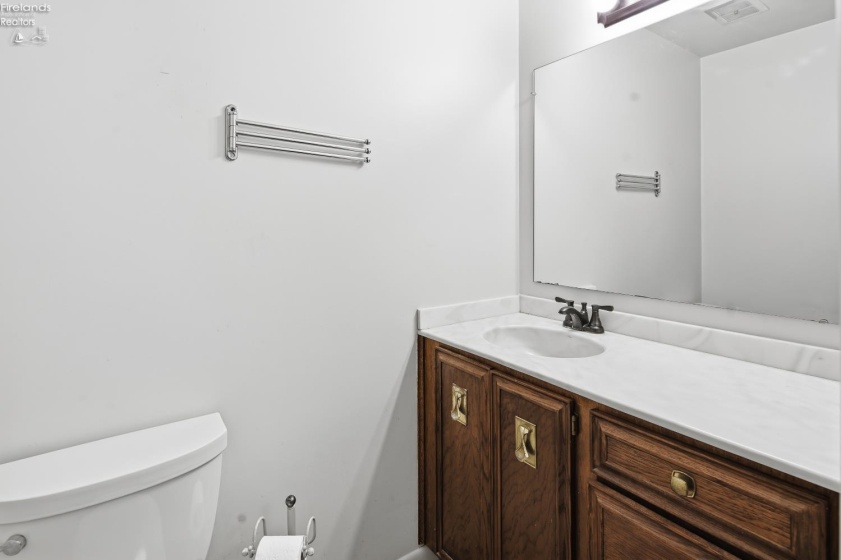64 River Run Drive, Fremont, 43420, 2 Bedroom Bedrooms, ,3 BathroomBathrooms,Residential,For Sale,River Run,20263408