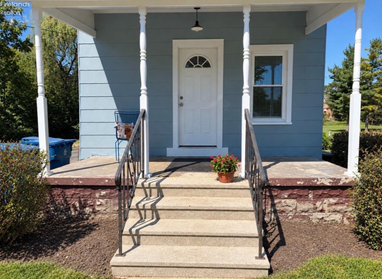 625 Bush Place, Fremont, 43420, 2 Bedroom Bedrooms, ,1 BathroomBathrooms,Residential,For Sale,Bush,20263579