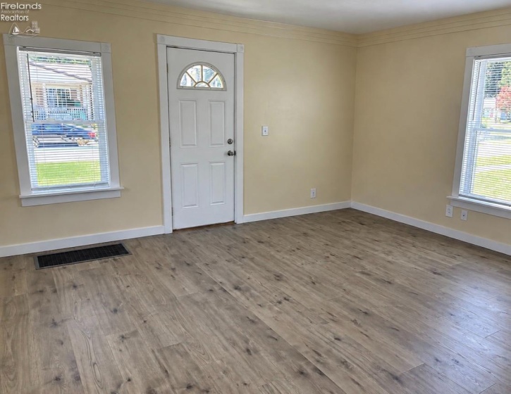 625 Bush Place, Fremont, 43420, 2 Bedroom Bedrooms, ,1 BathroomBathrooms,Residential,For Sale,Bush,20263579