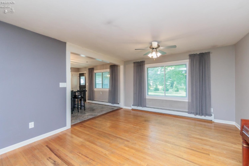 2002 Hull Road, Sandusky, 44870, 3 Bedroom Bedrooms, ,2 BathroomBathrooms,Residential,For Sale,Hull,20263568