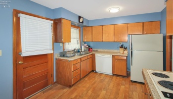 611 Alice Street, Port Clinton, 43452, 2 Bedroom Bedrooms, ,1 BathroomBathrooms,Residential,For Sale,Alice,20263580