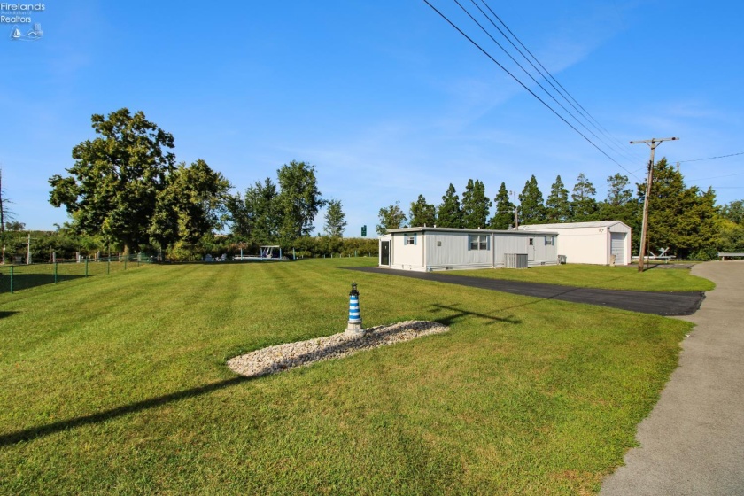 2825 Risingsun Road, Port Clinton, 43452, 1 Bedroom Bedrooms, ,1 BathroomBathrooms,Residential,For Sale,Risingsun,20263583