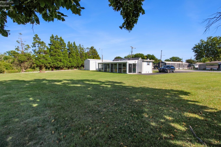 2825 Risingsun Road, Port Clinton, 43452, 1 Bedroom Bedrooms, ,1 BathroomBathrooms,Residential,For Sale,Risingsun,20263583