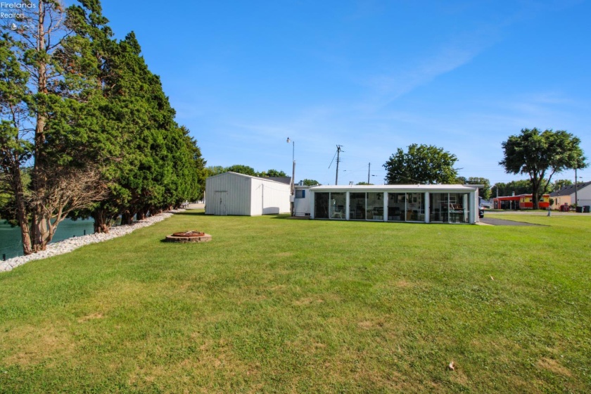 2825 Risingsun Road, Port Clinton, 43452, 1 Bedroom Bedrooms, ,1 BathroomBathrooms,Residential,For Sale,Risingsun,20263583
