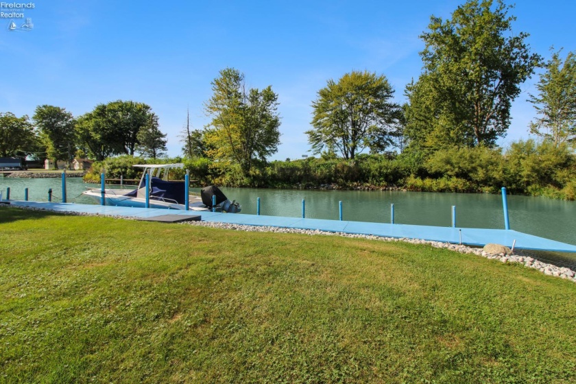 2825 Risingsun Road, Port Clinton, 43452, 1 Bedroom Bedrooms, ,1 BathroomBathrooms,Residential,For Sale,Risingsun,20263583