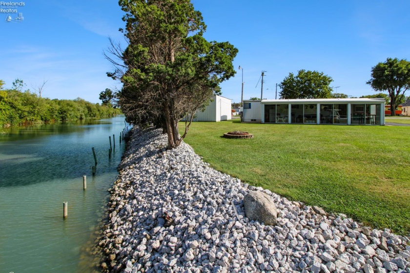 2825 Risingsun Road, Port Clinton, 43452, 1 Bedroom Bedrooms, ,1 BathroomBathrooms,Residential,For Sale,Risingsun,20263583