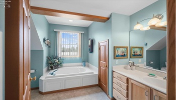 1541 Anchor Avenue, Port Clinton, 43452, 4 Bedroom Bedrooms, ,4 BathroomBathrooms,Residential,For Sale,Anchor,20262782
