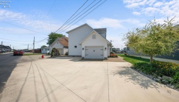 1541 Anchor Avenue, Port Clinton, 43452, 4 Bedroom Bedrooms, ,4 BathroomBathrooms,Residential,For Sale,Anchor,20262782