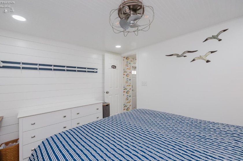 1550 Anchor Avenue, Port Clinton, 43452, 2 Bedroom Bedrooms, ,1 BathroomBathrooms,Residential,For Sale,Anchor,20263573