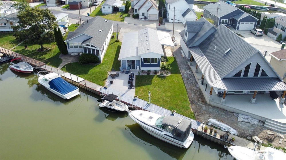 1550 Anchor Avenue, Port Clinton, 43452, 2 Bedroom Bedrooms, ,1 BathroomBathrooms,Residential,For Sale,Anchor,20263573