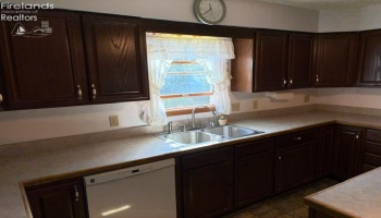 34 Riverlea Park, Tiffin, 44883, 2 Bedroom Bedrooms, ,1 BathroomBathrooms,Residential,For Sale,Riverlea Park,20263492