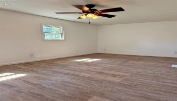 152 Garvin Avenue, Elyria, 44035, 3 Bedroom Bedrooms, ,1 BathroomBathrooms,Residential,For Sale,Garvin,20263603
