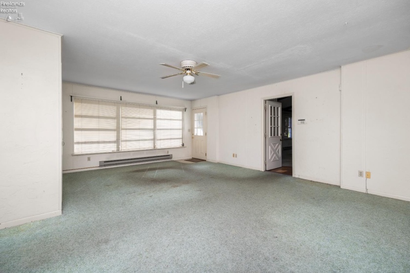 721 Laurel Avenue, Marblehead, 43440, 3 Bedroom Bedrooms, ,2 BathroomBathrooms,Residential,For Sale,Laurel,20263601
