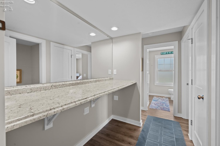 319 Seneca Avenue, Huron, 44839, 5 Bedroom Bedrooms, ,5 BathroomBathrooms,Residential,For Sale,Seneca,20263565