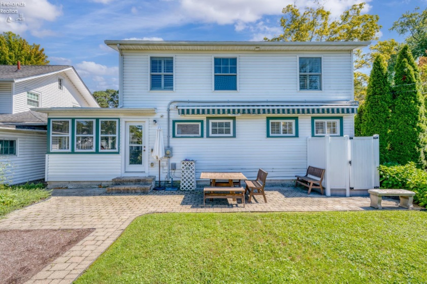 319 Seneca Avenue, Huron, 44839, 5 Bedroom Bedrooms, ,5 BathroomBathrooms,Residential,For Sale,Seneca,20263565
