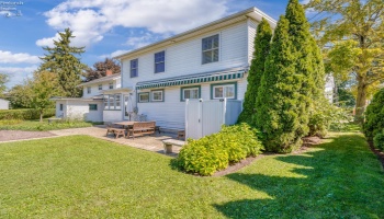 319 Seneca Avenue, Huron, 44839, 5 Bedroom Bedrooms, ,5 BathroomBathrooms,Residential,For Sale,Seneca,20263565 319 Seneca Avenue, Huron, 44839, 5 Bedroom Bedrooms, ,5 BathroomBathrooms,Residential,For Sale,Seneca,20263565
