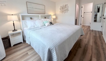 111 Lakeshore, Kelleys Island, 43438, 2 Bedroom Bedrooms, ,2 BathroomBathrooms,Residential,For Sale,Lakeshore,20263613