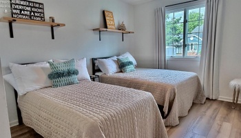 111 Lakeshore, Kelleys Island, 43438, 2 Bedroom Bedrooms, ,2 BathroomBathrooms,Residential,For Sale,Lakeshore,20263613
