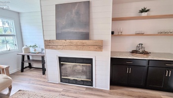 111 Lakeshore, Kelleys Island, 43438, 2 Bedroom Bedrooms, ,2 BathroomBathrooms,Residential,For Sale,Lakeshore,20263613