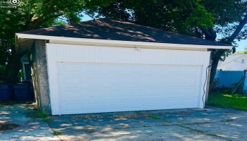 907 Central Avenue, Sandusky, 44870, 5 Bedroom Bedrooms, ,3 BathroomBathrooms,Residential,For Sale,Central,20263418