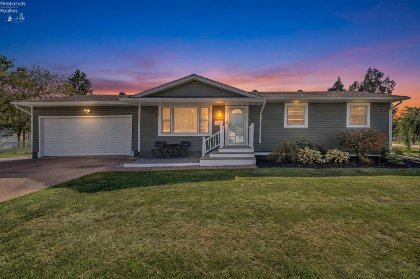 3811 Hoffman Drive, Sandusky, 44870, 3 Bedroom Bedrooms, ,2 BathroomBathrooms,Residential,For Sale,Hoffman,20263474