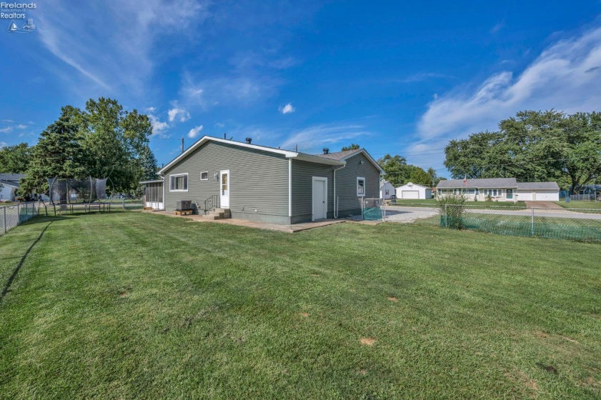 3811 Hoffman Drive, Sandusky, 44870, 3 Bedroom Bedrooms, ,2 BathroomBathrooms,Residential,For Sale,Hoffman,20263474