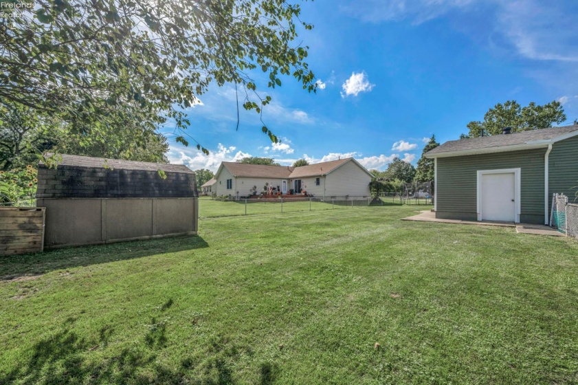 3811 Hoffman Drive, Sandusky, 44870, 3 Bedroom Bedrooms, ,2 BathroomBathrooms,Residential,For Sale,Hoffman,20263474
