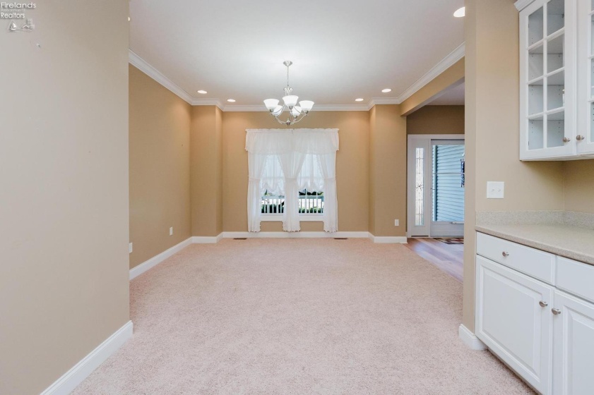 738 Walnut Ridge, Sandusky, 44870, 5 Bedroom Bedrooms, ,4 BathroomBathrooms,Residential,For Sale,Walnut Ridge,20263578