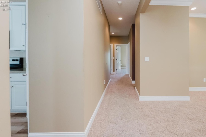 738 Walnut Ridge, Sandusky, 44870, 5 Bedroom Bedrooms, ,4 BathroomBathrooms,Residential,For Sale,Walnut Ridge,20263578