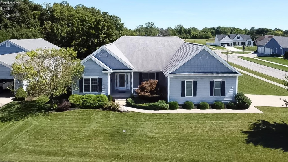 738 Walnut Ridge, Sandusky, 44870, 5 Bedroom Bedrooms, ,4 BathroomBathrooms,Residential,For Sale,Walnut Ridge,20263578