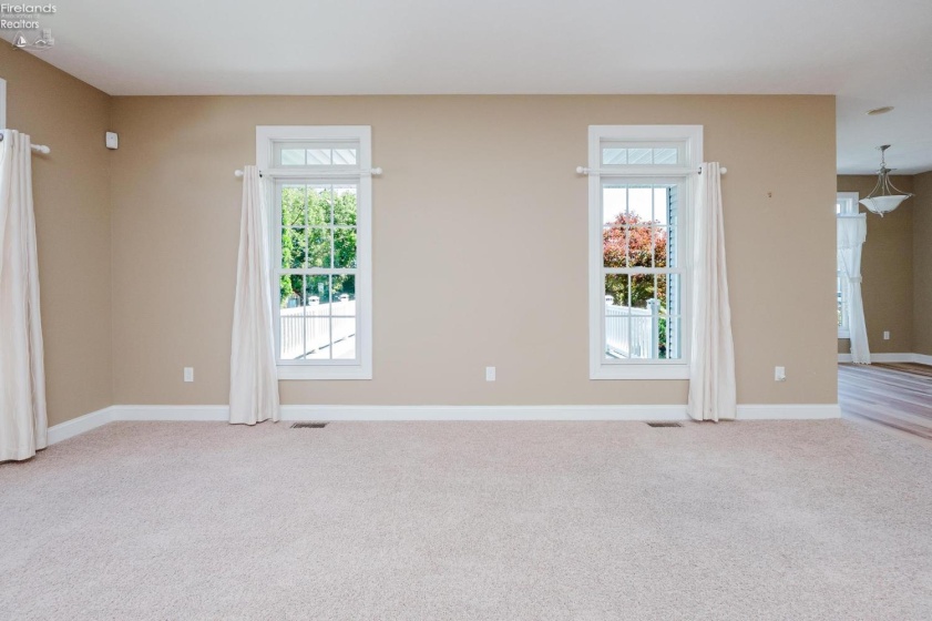 738 Walnut Ridge, Sandusky, 44870, 5 Bedroom Bedrooms, ,4 BathroomBathrooms,Residential,For Sale,Walnut Ridge,20263578