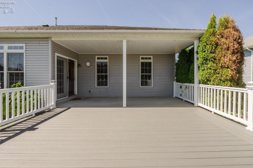 738 Walnut Ridge, Sandusky, 44870, 5 Bedroom Bedrooms, ,4 BathroomBathrooms,Residential,For Sale,Walnut Ridge,20263578