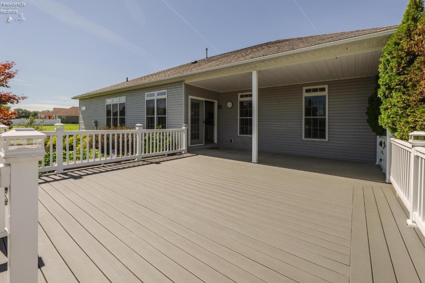 738 Walnut Ridge, Sandusky, 44870, 5 Bedroom Bedrooms, ,4 BathroomBathrooms,Residential,For Sale,Walnut Ridge,20263578