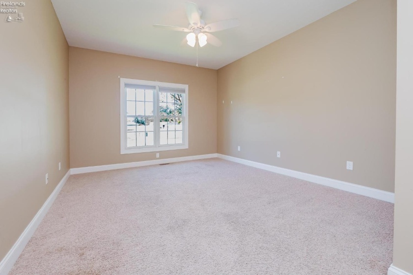 738 Walnut Ridge, Sandusky, 44870, 5 Bedroom Bedrooms, ,4 BathroomBathrooms,Residential,For Sale,Walnut Ridge,20263578