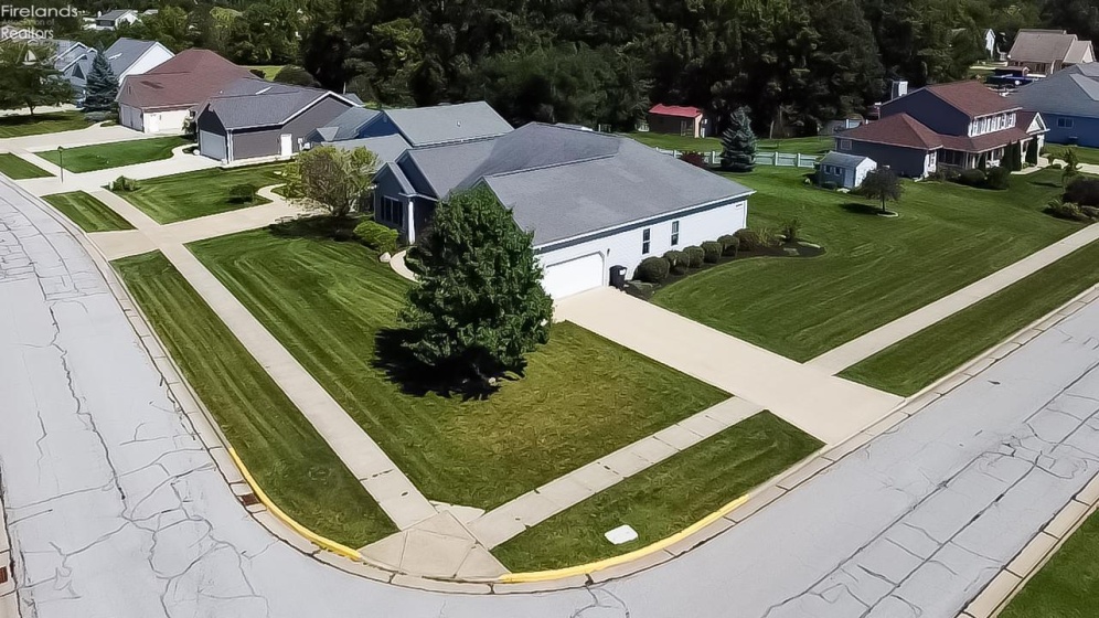 738 Walnut Ridge, Sandusky, 44870, 5 Bedroom Bedrooms, ,4 BathroomBathrooms,Residential,For Sale,Walnut Ridge,20263578