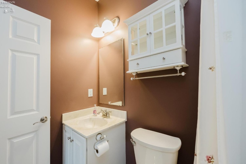 738 Walnut Ridge, Sandusky, 44870, 5 Bedroom Bedrooms, ,4 BathroomBathrooms,Residential,For Sale,Walnut Ridge,20263578