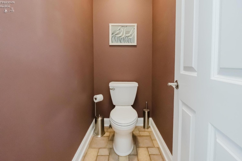 738 Walnut Ridge, Sandusky, 44870, 5 Bedroom Bedrooms, ,4 BathroomBathrooms,Residential,For Sale,Walnut Ridge,20263578