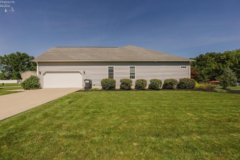 738 Walnut Ridge, Sandusky, 44870, 5 Bedroom Bedrooms, ,4 BathroomBathrooms,Residential,For Sale,Walnut Ridge,20263578