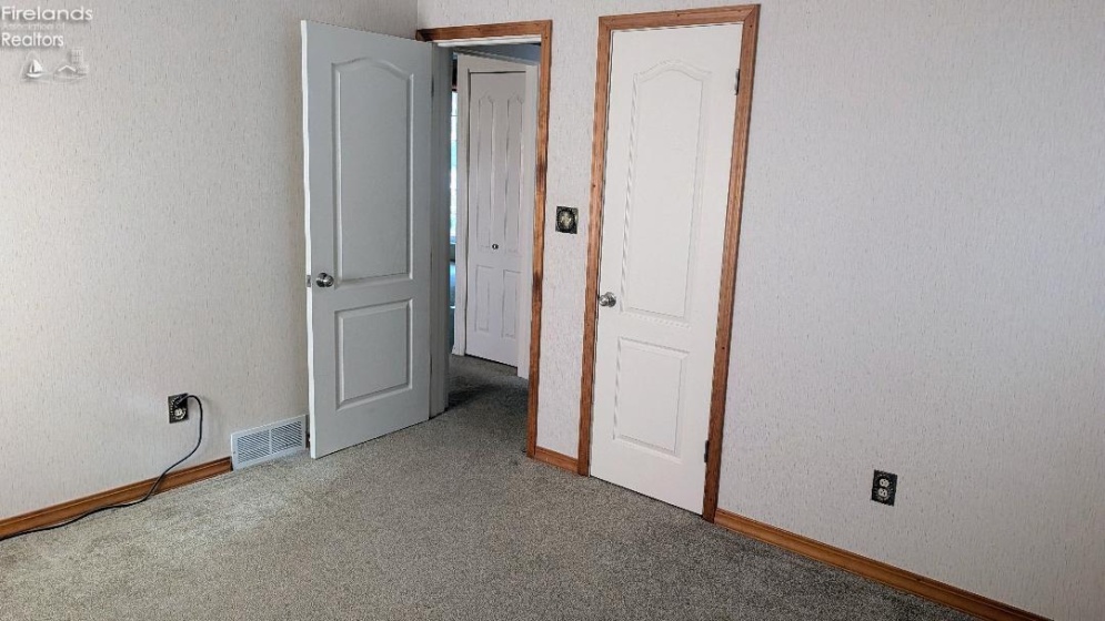 103 Ridge Street, Monroeville, 44847, 3 Bedroom Bedrooms, ,2 BathroomBathrooms,Residential,For Sale,Ridge,20263618