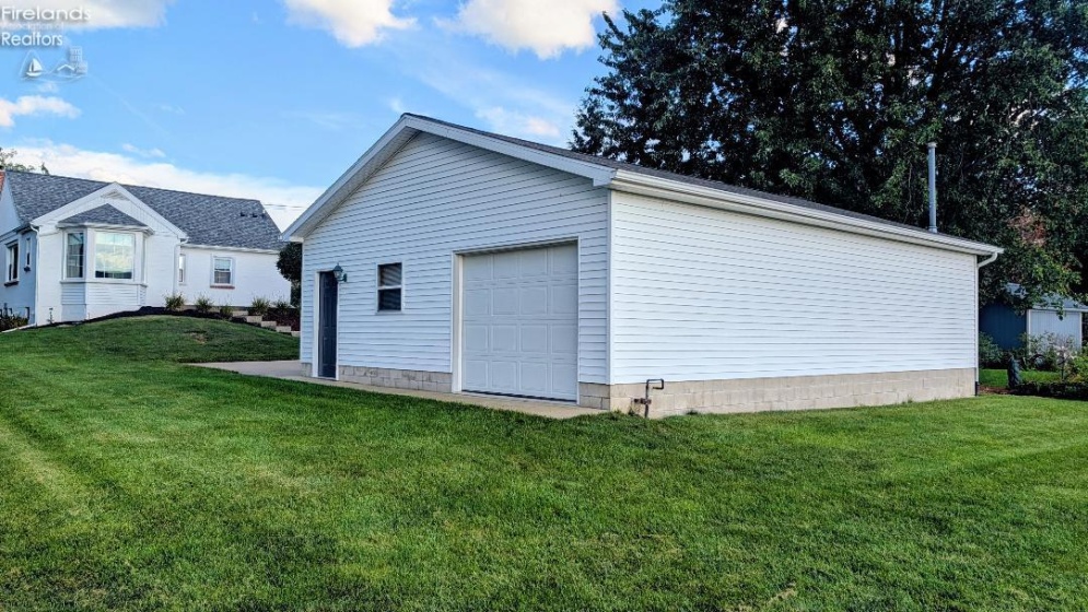 103 Ridge Street, Monroeville, 44847, 3 Bedroom Bedrooms, ,2 BathroomBathrooms,Residential,For Sale,Ridge,20263618