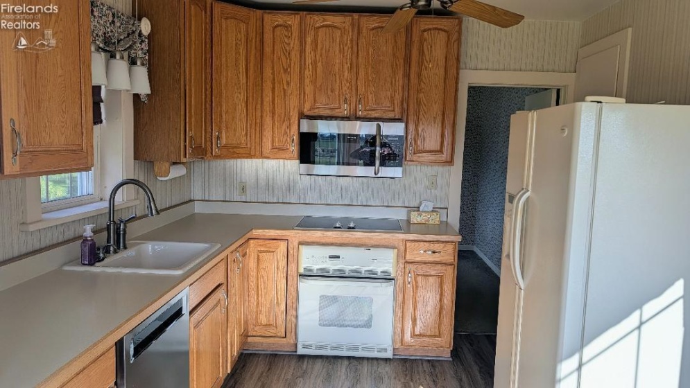 103 Ridge Street, Monroeville, 44847, 3 Bedroom Bedrooms, ,2 BathroomBathrooms,Residential,For Sale,Ridge,20263618