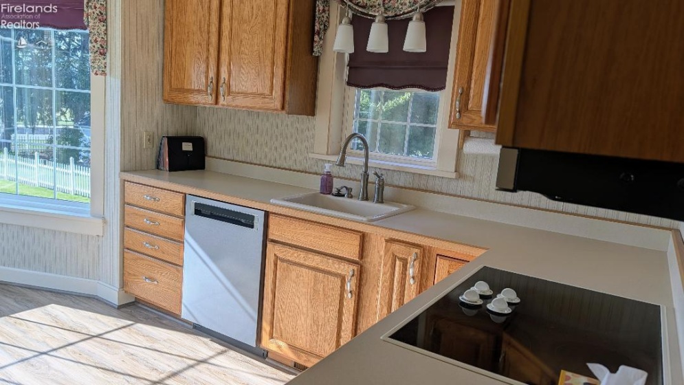 103 Ridge Street, Monroeville, 44847, 3 Bedroom Bedrooms, ,2 BathroomBathrooms,Residential,For Sale,Ridge,20263618