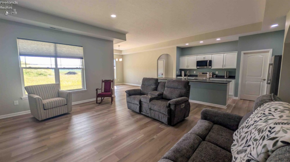 6025 Coventry Circle, Huron, 44, 3 Bedroom Bedrooms, ,2 BathroomBathrooms,Residential,For Sale,Coventry,20263575