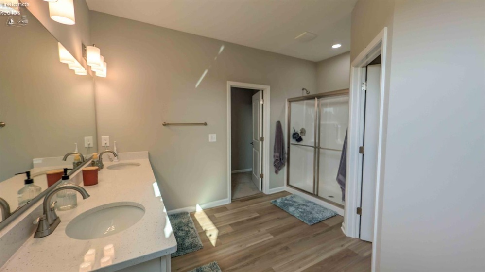 6025 Coventry Circle, Huron, 44, 3 Bedroom Bedrooms, ,2 BathroomBathrooms,Residential,For Sale,Coventry,20263575