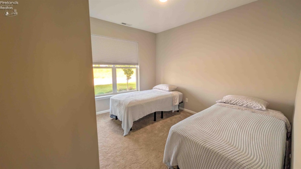 6025 Coventry Circle, Huron, 44, 3 Bedroom Bedrooms, ,2 BathroomBathrooms,Residential,For Sale,Coventry,20263575